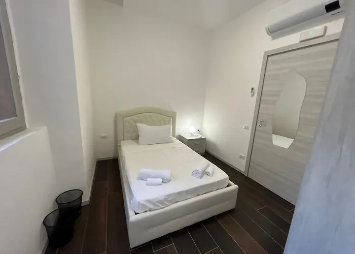 Bergamo Suite Rooms 招待所 *
